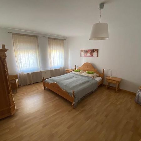 Ferienwohnung Am Theo Carlen Platz Ormesheim ภายนอก รูปภาพ