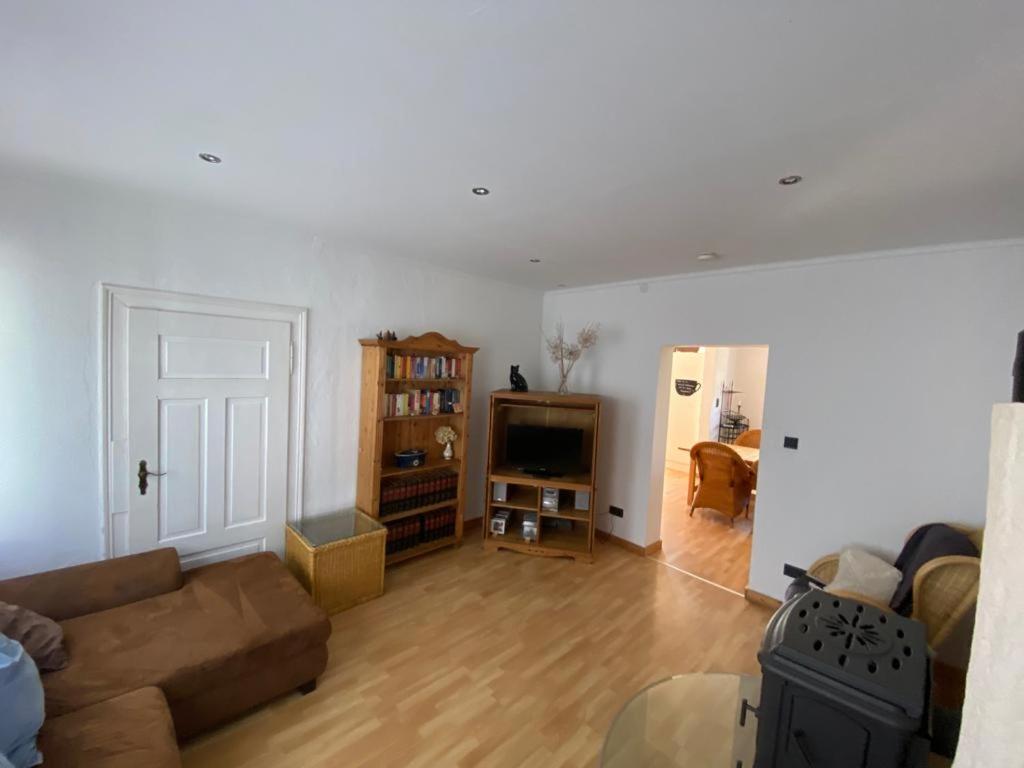 Ferienwohnung Am Theo Carlen Platz Ormesheim ภายนอก รูปภาพ