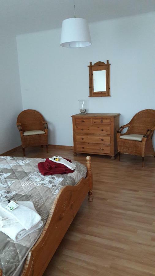 Ferienwohnung Am Theo Carlen Platz Ormesheim ภายนอก รูปภาพ
